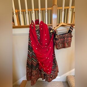 Elegant Hot pink and Black Women's Ethnic Set